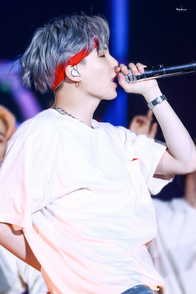 SUGA