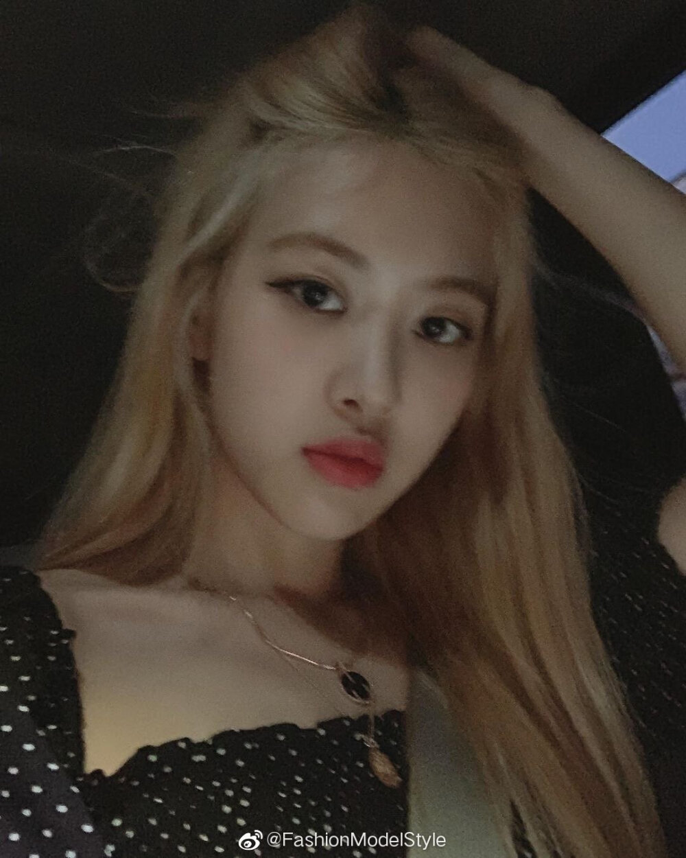 #ROSÉ[超话]#PeaceCeleb Korea Style | BLACKPINK ROSÉ insta夏威夷旅拍更新