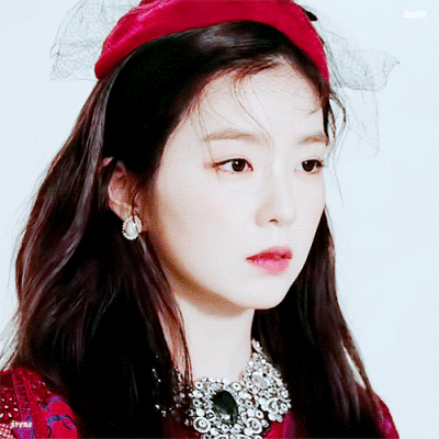 裴珠泫 艾琳 GIF