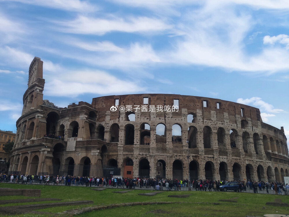 ✨CIAO！ ROMA！『罗马假日』⛲许愿池在许愿池投下了希望❤️随着电影的场景走下去 ✨还去了圣城梵蒂冈 #跟着微博去旅行# 意大利·罗马