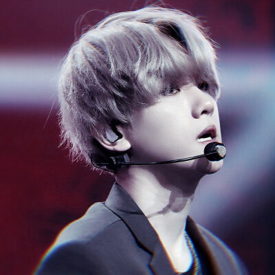 暗袂
图源dreamy of baekhyun