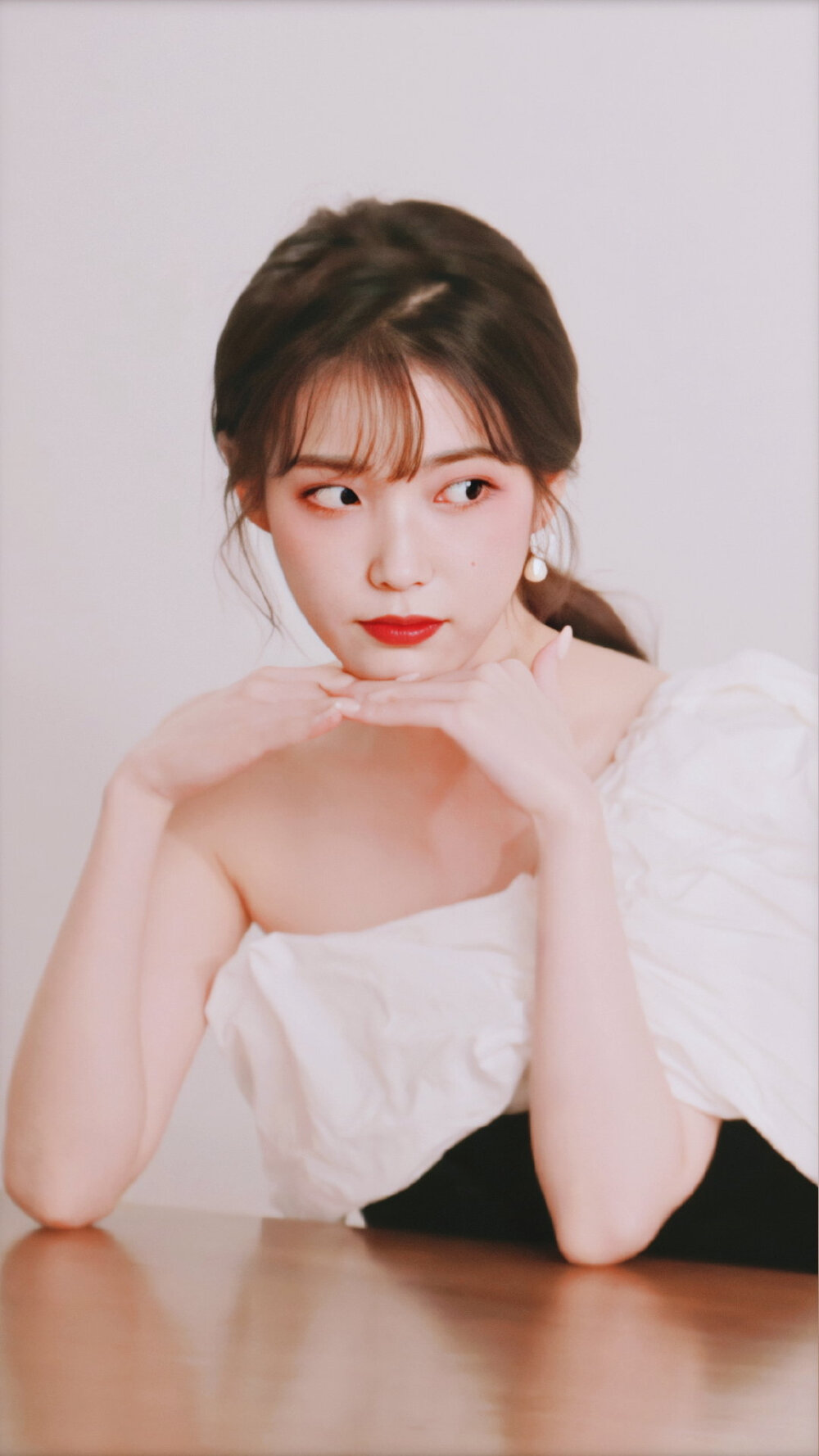 IU.张满月。