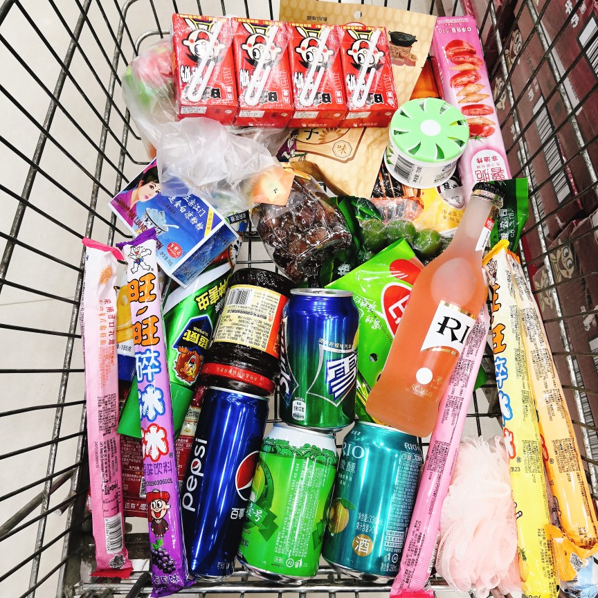 不吃零食会死星人