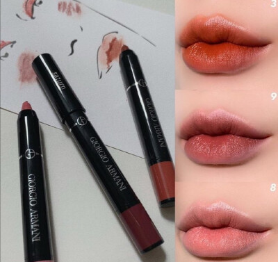 [cp]唇膏 | GIORGIO Armani Color Sketcher 阿玛尼推出新品唇颊两用笔，包装依然是简约高级风，一共推出十款色号选择，颜色都是很有秋季氛围的气质色系，玫瑰色系、奶茶色系、勃艮第色和橘棕色等，唇膏质地滋润易涂…