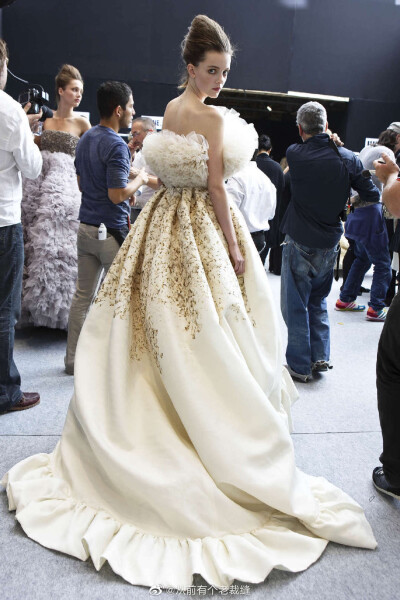 Backstage｜Giambattista Valli S/S 2009 ​​​