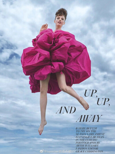 英国人说，脱下高跟鞋，跳起来。[哈哈] British Vogue 09/2019. up up and away 最后会不会变成气球飞走啦 ​​​