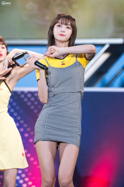 Oh My Girl Binnie 裴有彬