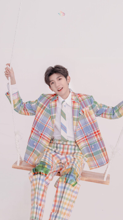  ☁️ ✨
TFBOYS-王源