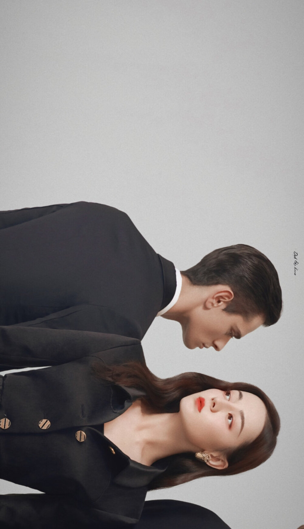 cr：DwB-豆
饭修/迪丽热巴九号摩登杂志