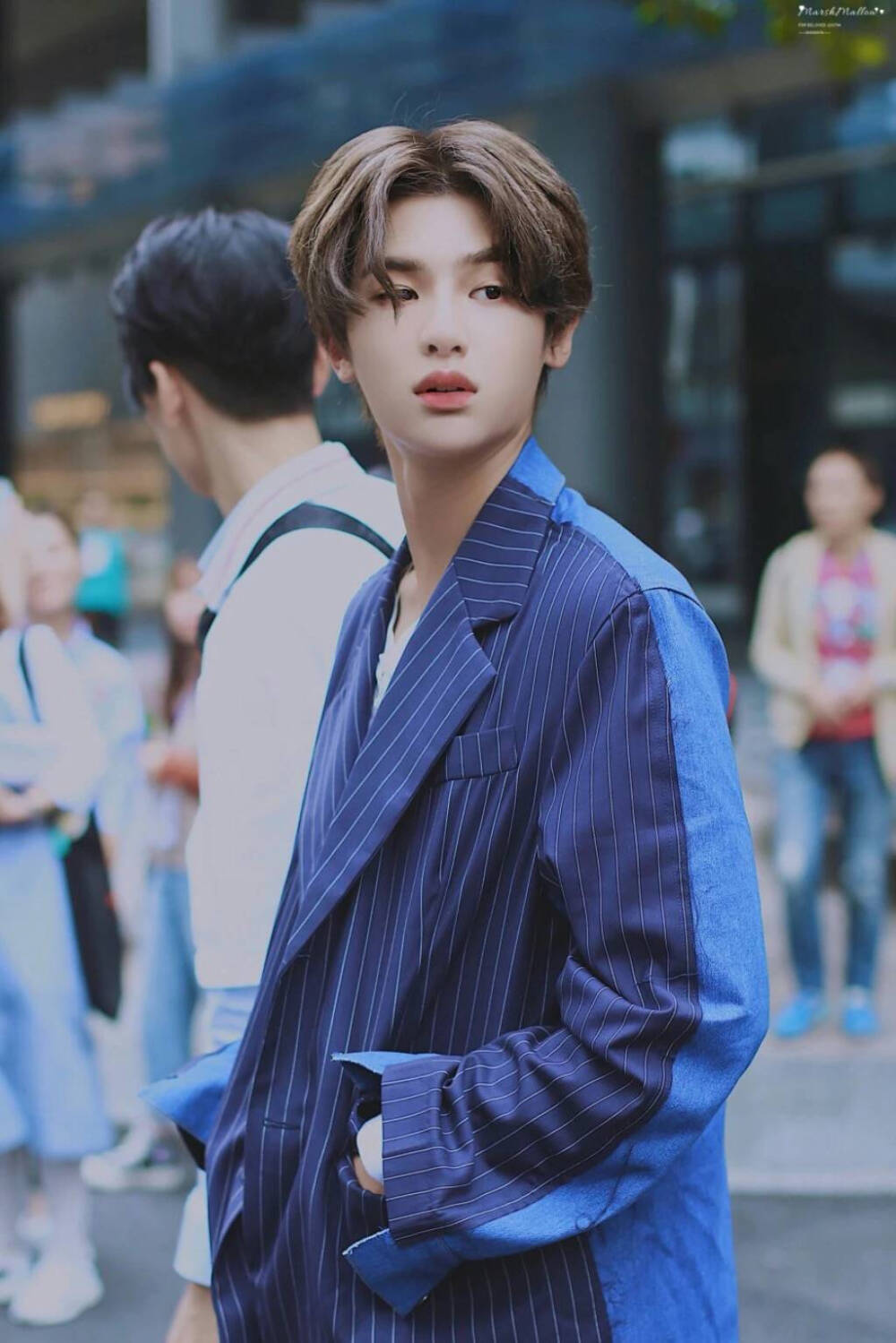 Justin黄明昊
二传注明陈音柔