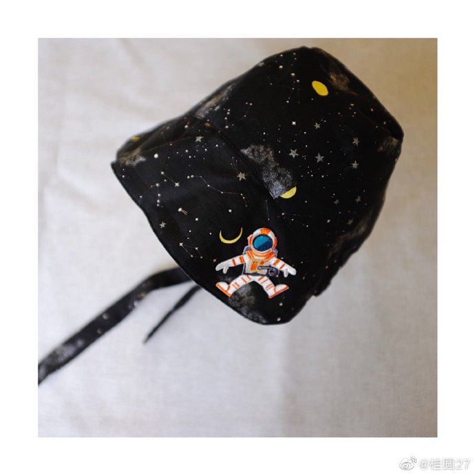 ｛ 定 制 清 单 ｝▫️她送给自己的儿子，小小宇航员‍ ​​​​