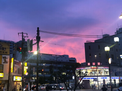 猫在路上 东京都 西大岛 下班出站时的风景