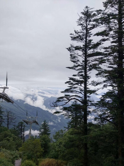 眉山，洪雅瓦屋山地质公园