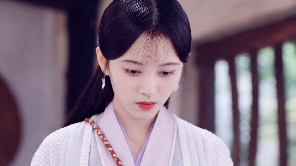 鞠婧祎.韩芸汐。