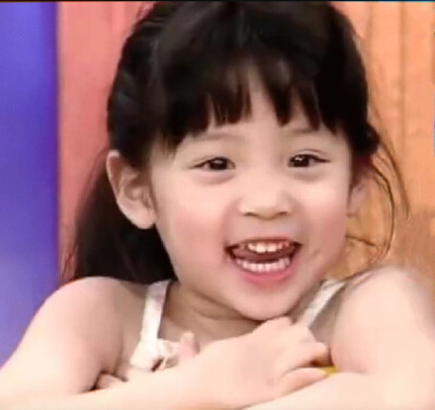 软妹头像:乖巧. ๑了无悲欢