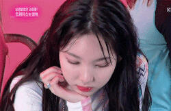 林娜琏=(:з」∠)