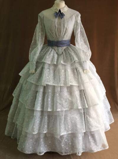 1850s victorian day dress ​​​