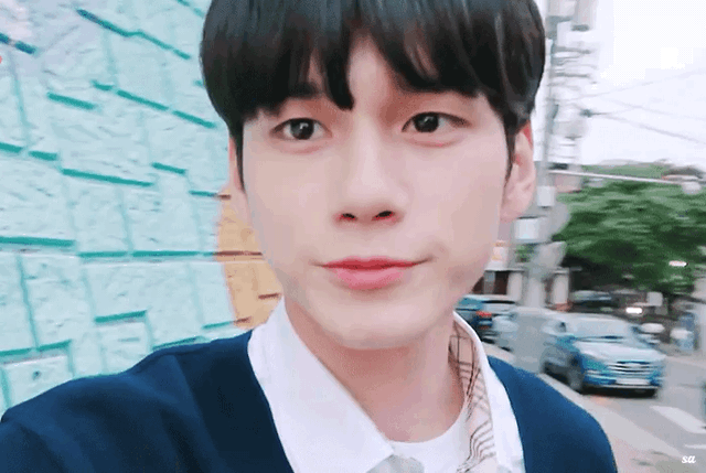 邕圣祐《十八岁的瞬间》