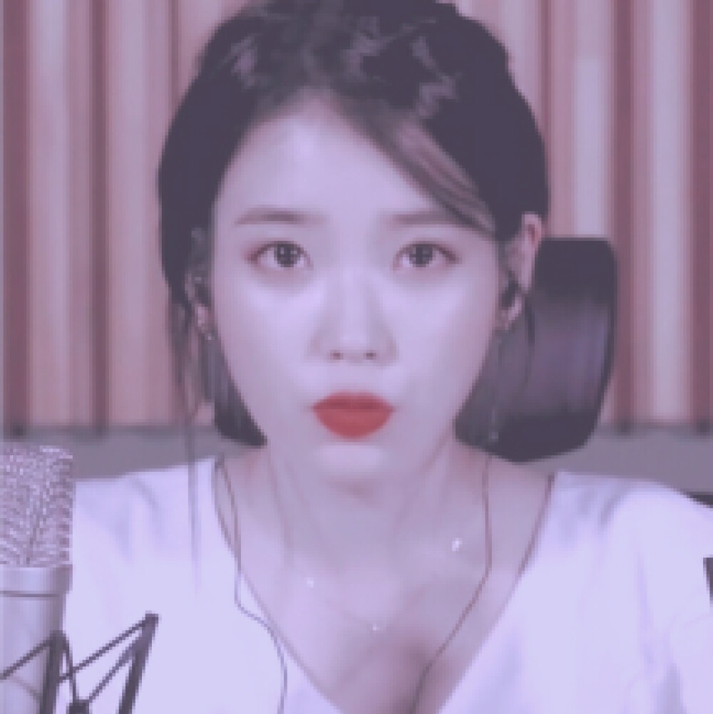 IU