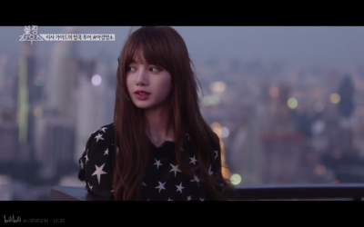 BLACKPINK(๑>؂<๑）像芭比一样精致的Lisa小姐姐呀