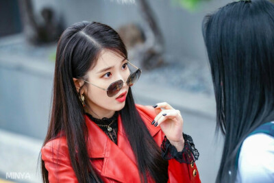 IU（饰张满月）