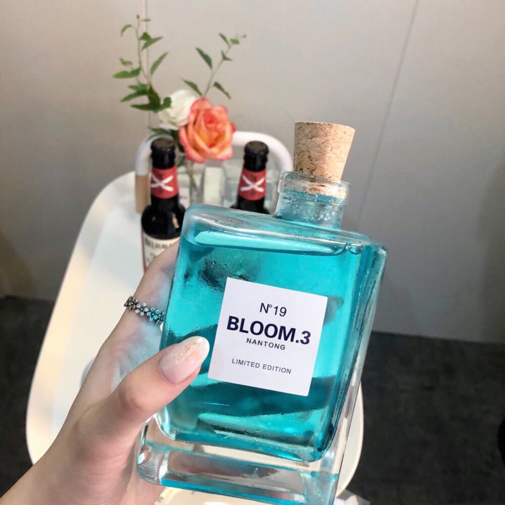 朋友圈/秋秋/ins
空间背景素材潮图