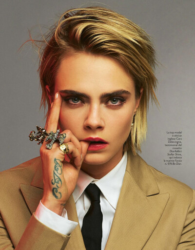 cara delevingne/卡拉迪瓦伊