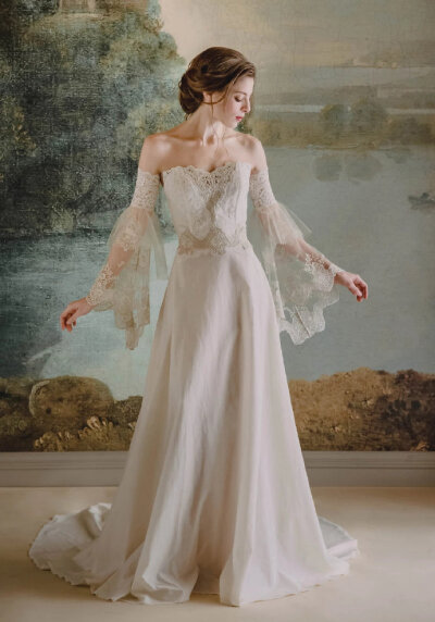 Claire Pettibone’s New Timeless Bridal Gown Collection ​​​​