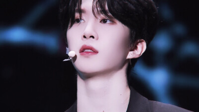 橙光素材范丞丞
®dt程点星