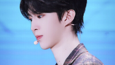 橙光素材范丞丞
®dt程点星