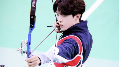 橙光素材范丞丞
®dt程点星