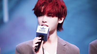 橙光素材黄明昊
®dt程点星