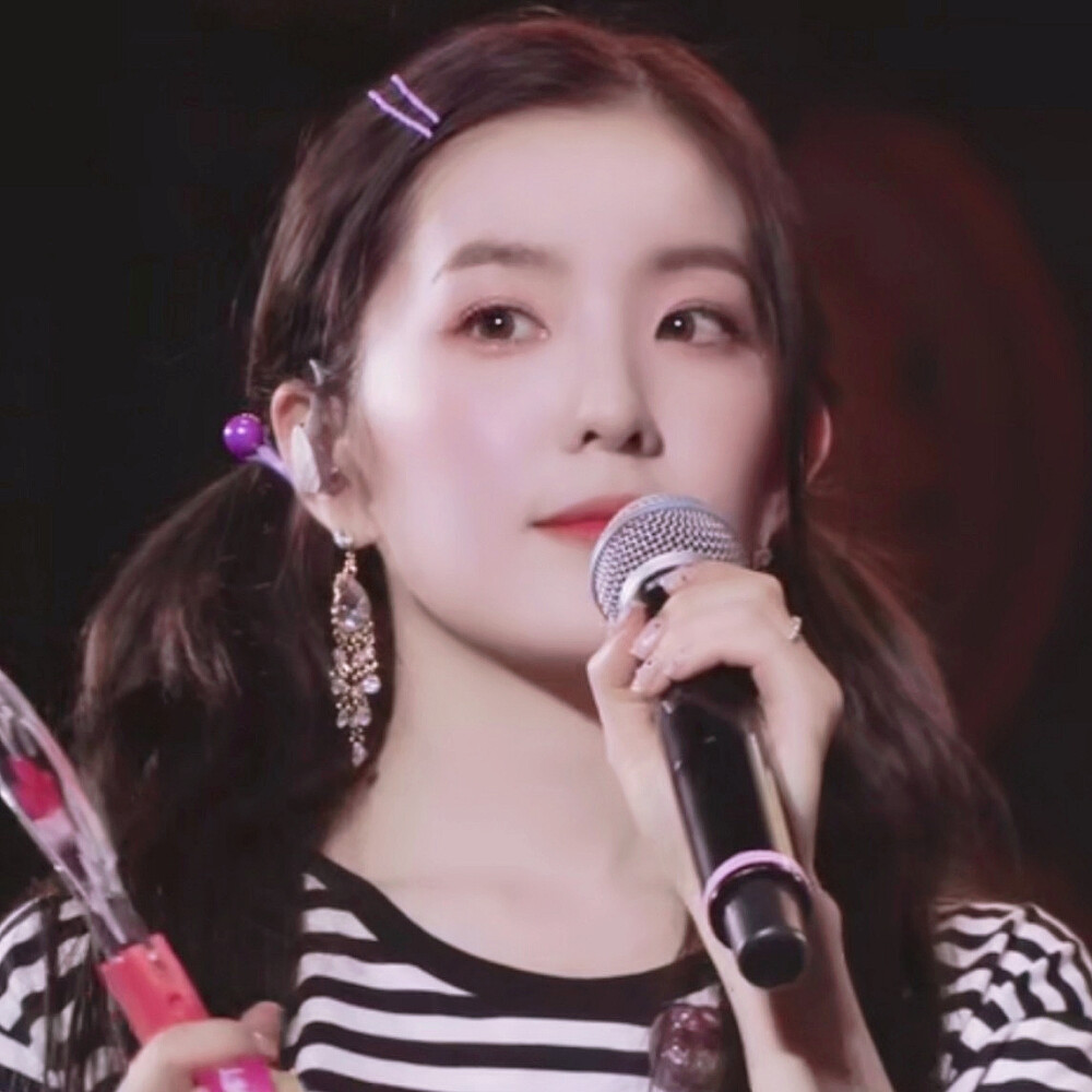 程诗妤
原图权烈