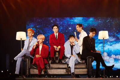 “K-POP王者”EXO超话于8月10~11号在香港举办的单独演唱会‘EXO PLANET 5 - EXplOration - in HONG KONG