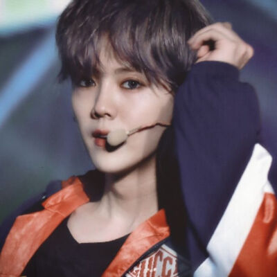 1条图片评论发布到鹿晗为玫瑰心动_82鹿晗头像发布到鹿晗79兔奇薇儿