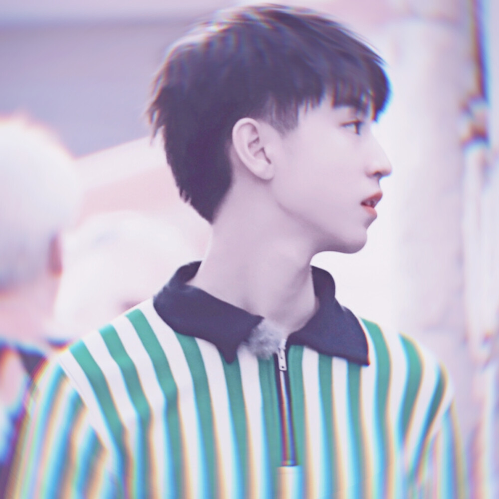 二传注明堆糖沈虞书
原截:Chaser0921_王俊凯个站