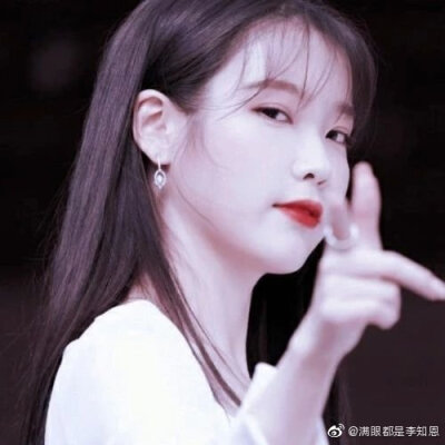 It is from请叫我猫王大人。IU