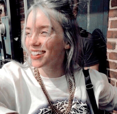 碧梨BillieEilish
头像