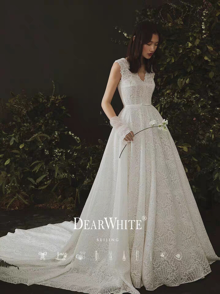 亲爱的白2019新款《艳山》法式轻婚纱简约女素雅新娘气质出门主纱