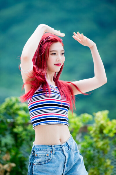 red velvet red favor 白干妈 joy 朴秀荣