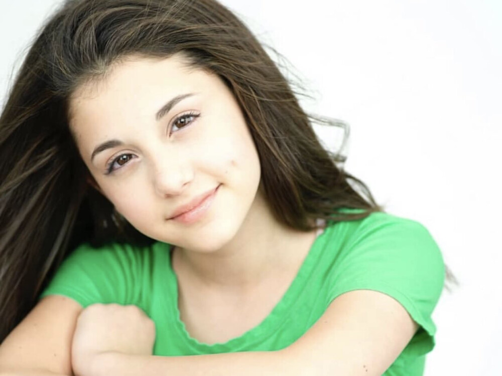 ariana grande a妹童年写真