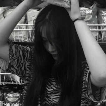 女头