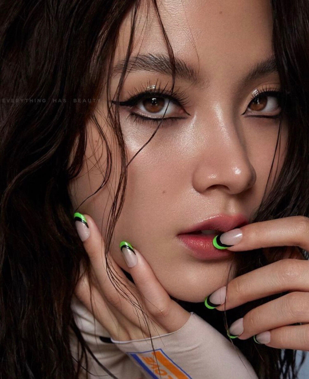 小水 baifern吕爱惠