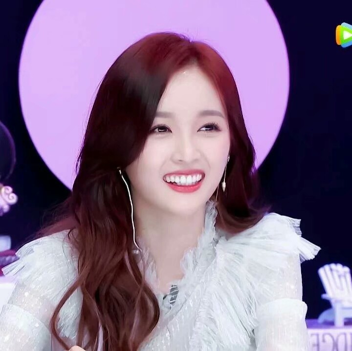 IDOL头像_吴宣仪.