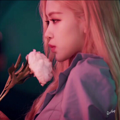 dt_乔泱 自截朴彩英头像