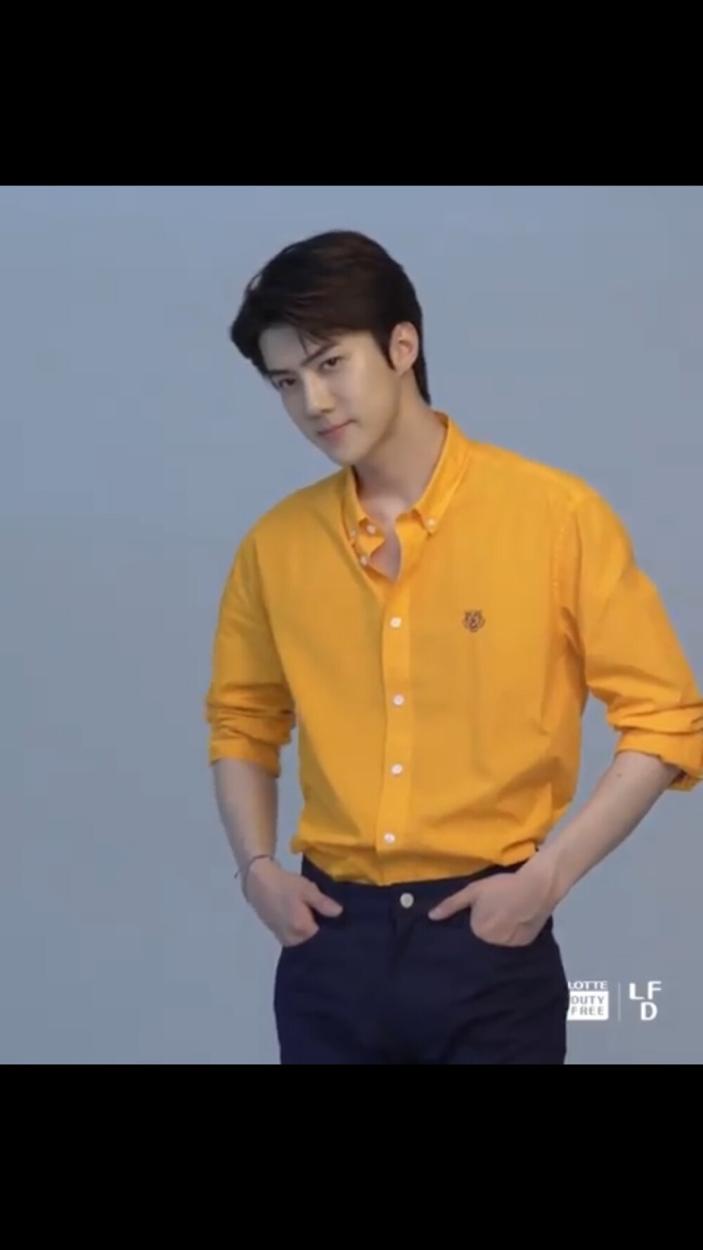 吴世勋/lotte duty free sehun focus/720p壁纸自截+黄衬衫少年+移动的雕像+我吴总穿黄色衣服太好看了吧T T 神仙下凡太辛苦了