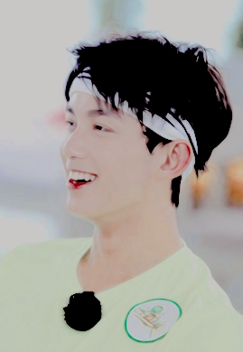 吴磊自调截 拿图点赞