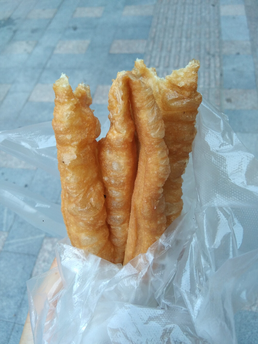 吃到刚出锅不到1秒的油条