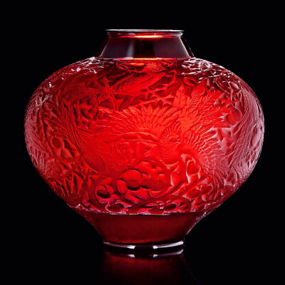新艺术时期的玻璃花瓶