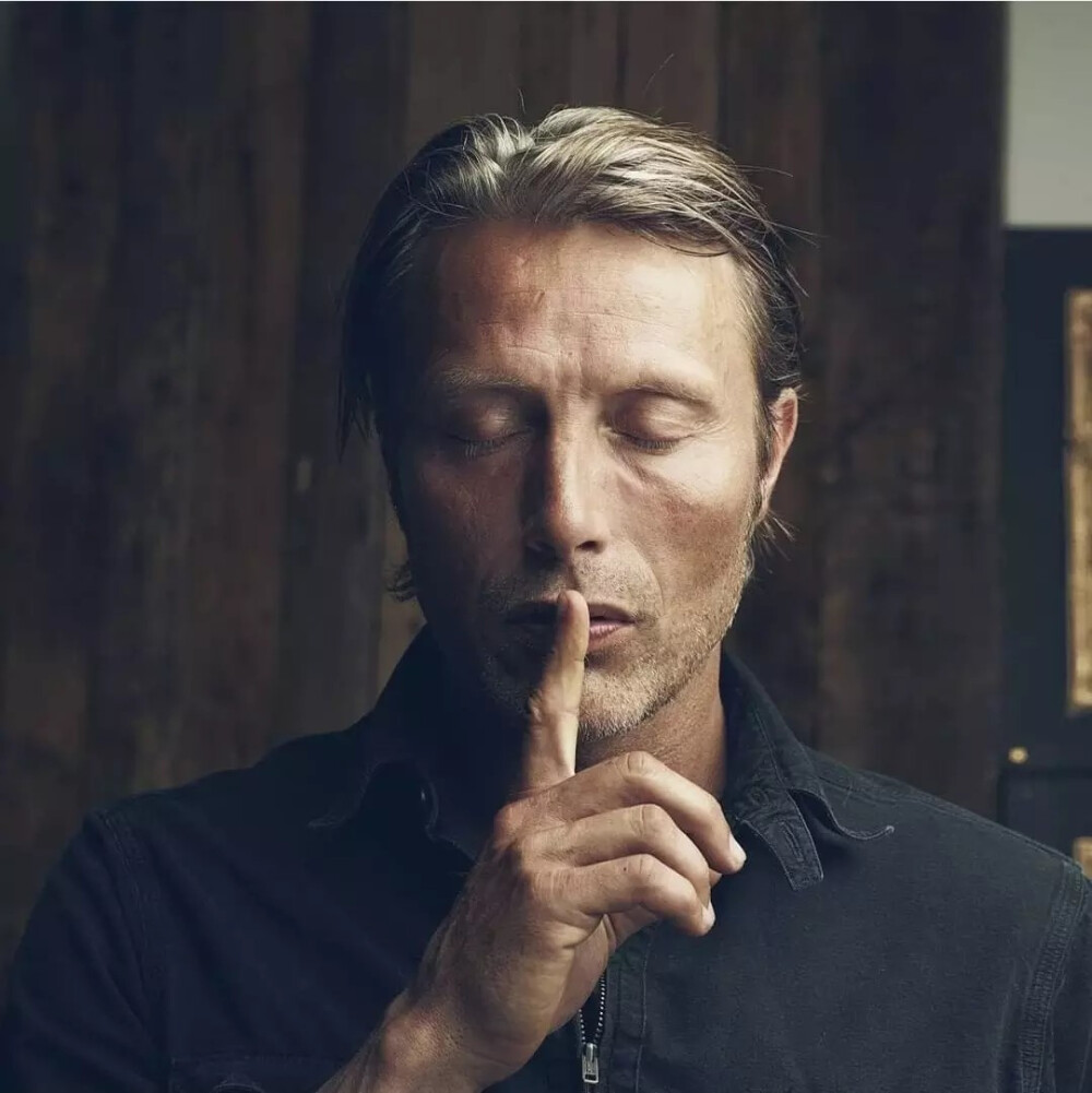 Mads Mikkelsen